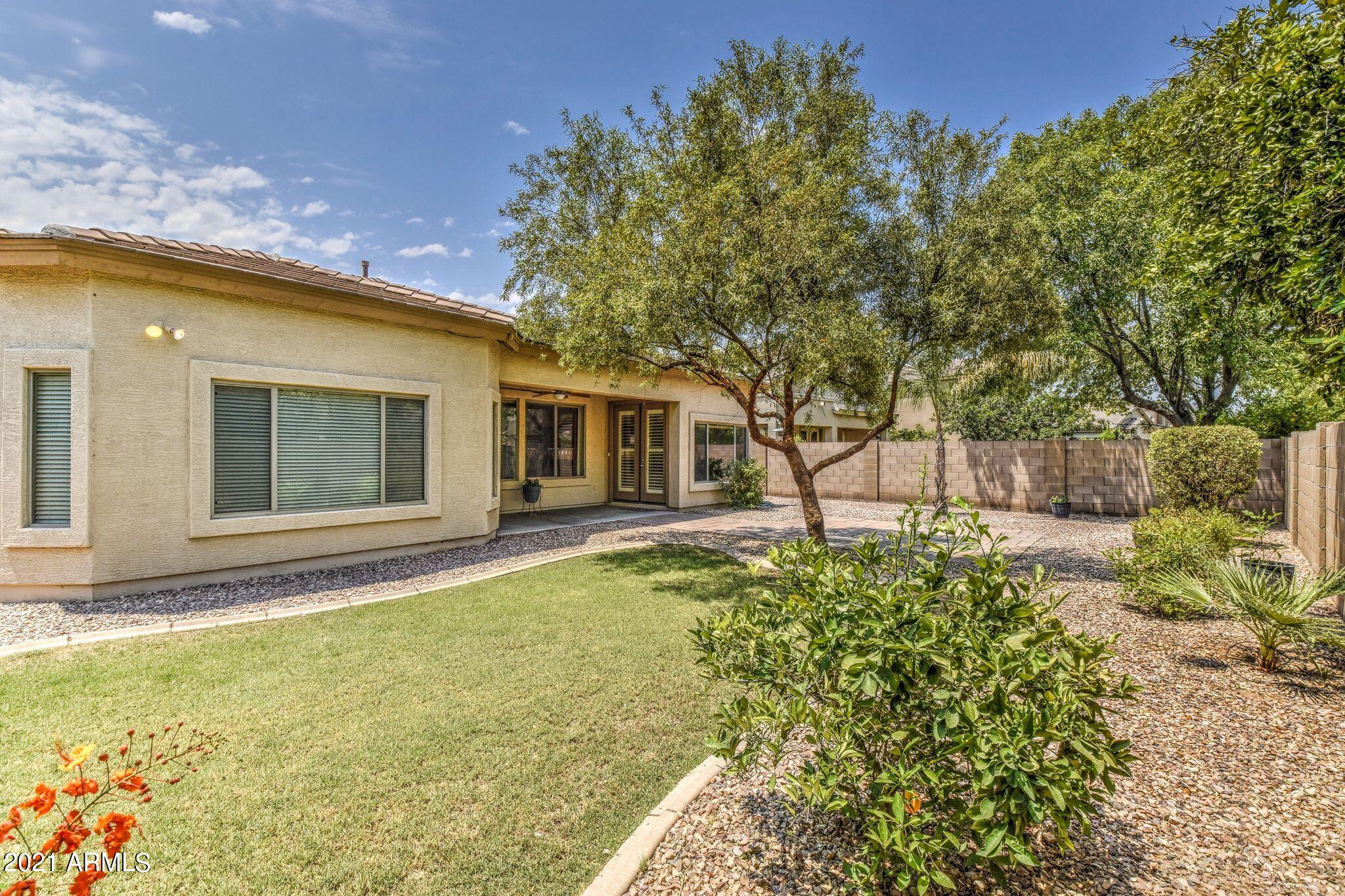 4094 East Reins Road Gilbert, AZ 85297 - Photo 4 of 21 C 18