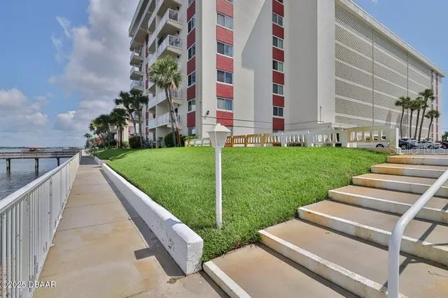 $189,000 | 2711 North Halifax Avenue, Unit 789, Daytona Beach, FL 32118