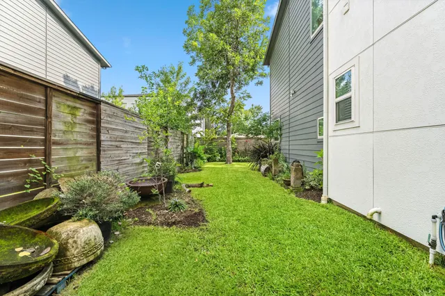 $449,000 | 212 Pheasant Street, Houston, TX 77018