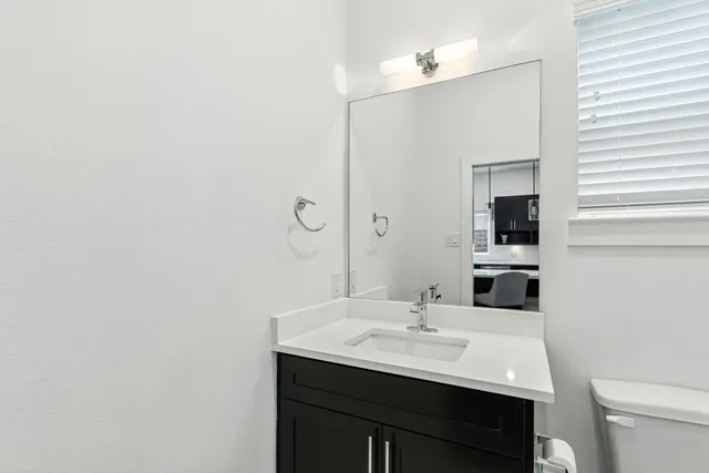 $449,000 | 212 Pheasant Street, Houston, TX 77018