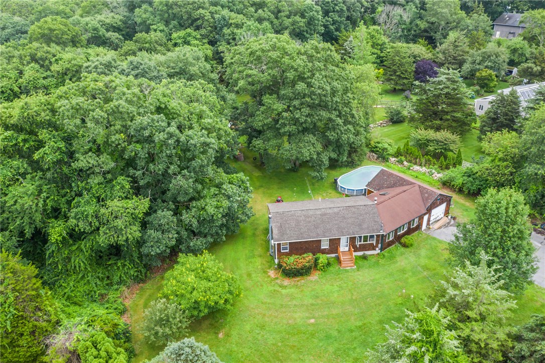 535 Lake Road Tiverton, RI 02878 - Photo 1 of 17
