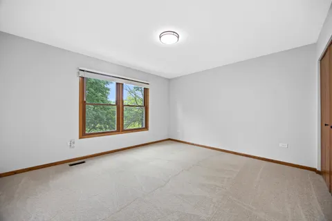 $490,000 | 533 Springwood Lane, Bolingbrook, IL 60440