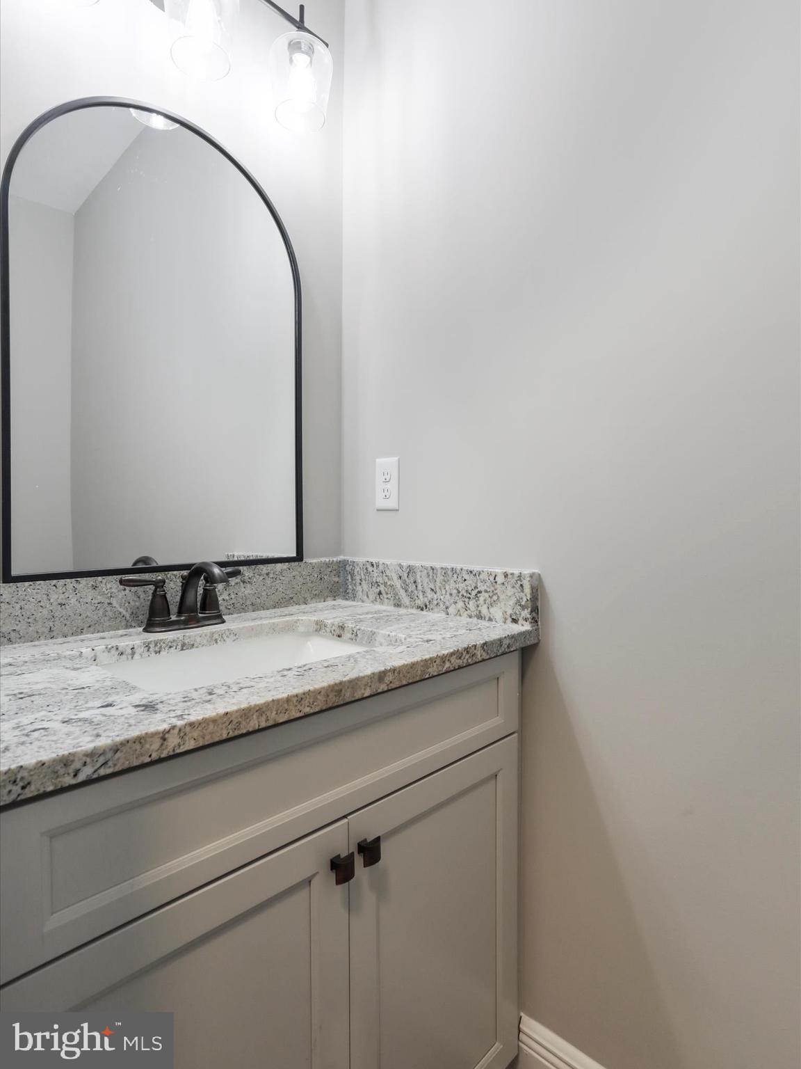 2269 Grade Road Falling Waters, WV 25419 - Photo 5 of 45 Gallery Image 5