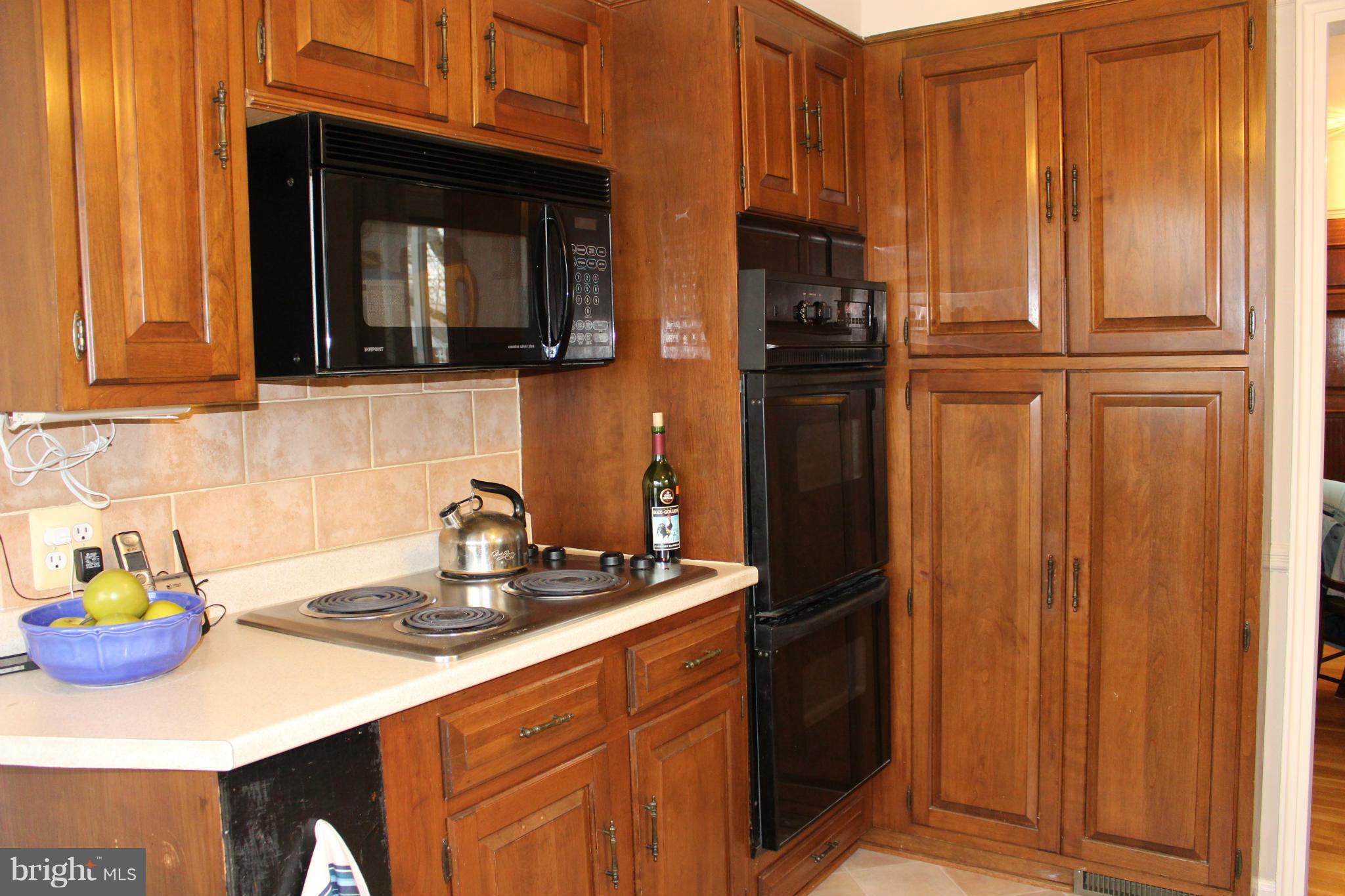 9626 Cottrell Terrace Silver Spring, MD 20903 - Photo 11 of 30 Kitchen