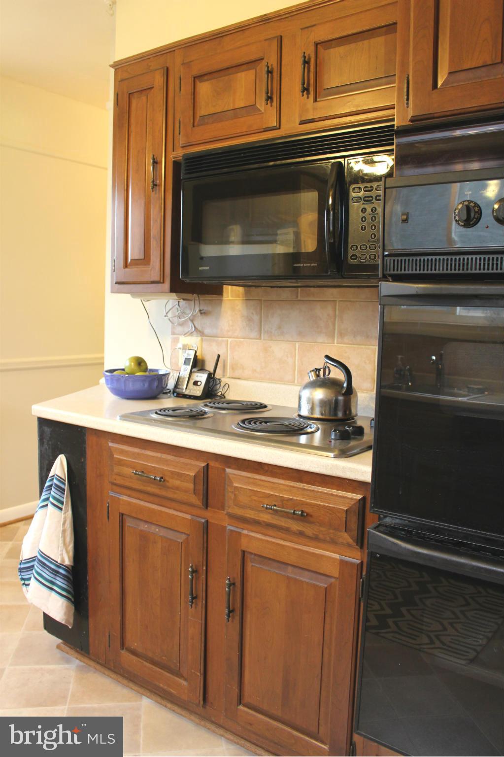 9626 Cottrell Terrace Silver Spring, MD 20903 - Photo 12 of 30 Kitchen