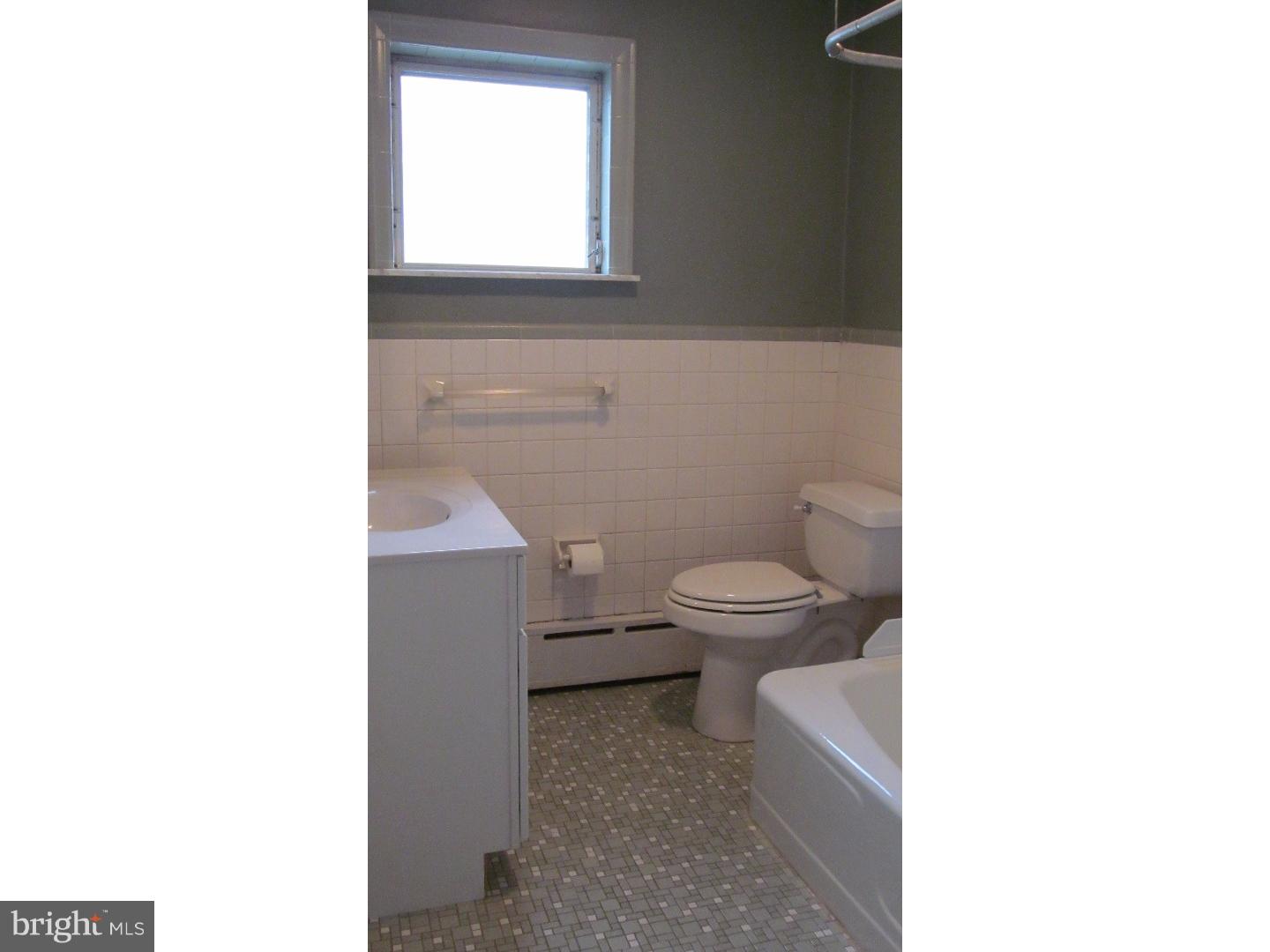 136 Sycamore Road Havertown, PA 19083 - Photo 13 of 16