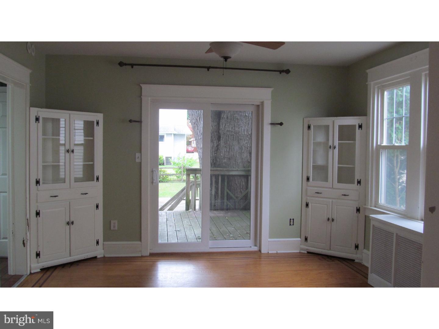 136 Sycamore Road Havertown, PA 19083 - Photo 5 of 16