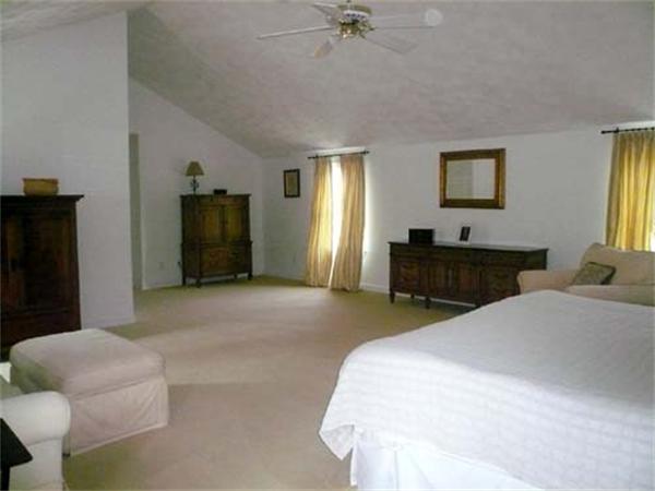 142 Dakin Road Sudbury, MA 01776 - Photo 14 of 28 Gallery Image 14