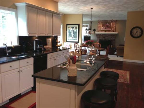 142 Dakin Road Sudbury, MA 01776 - Photo 8 of 28 Gallery Image 8