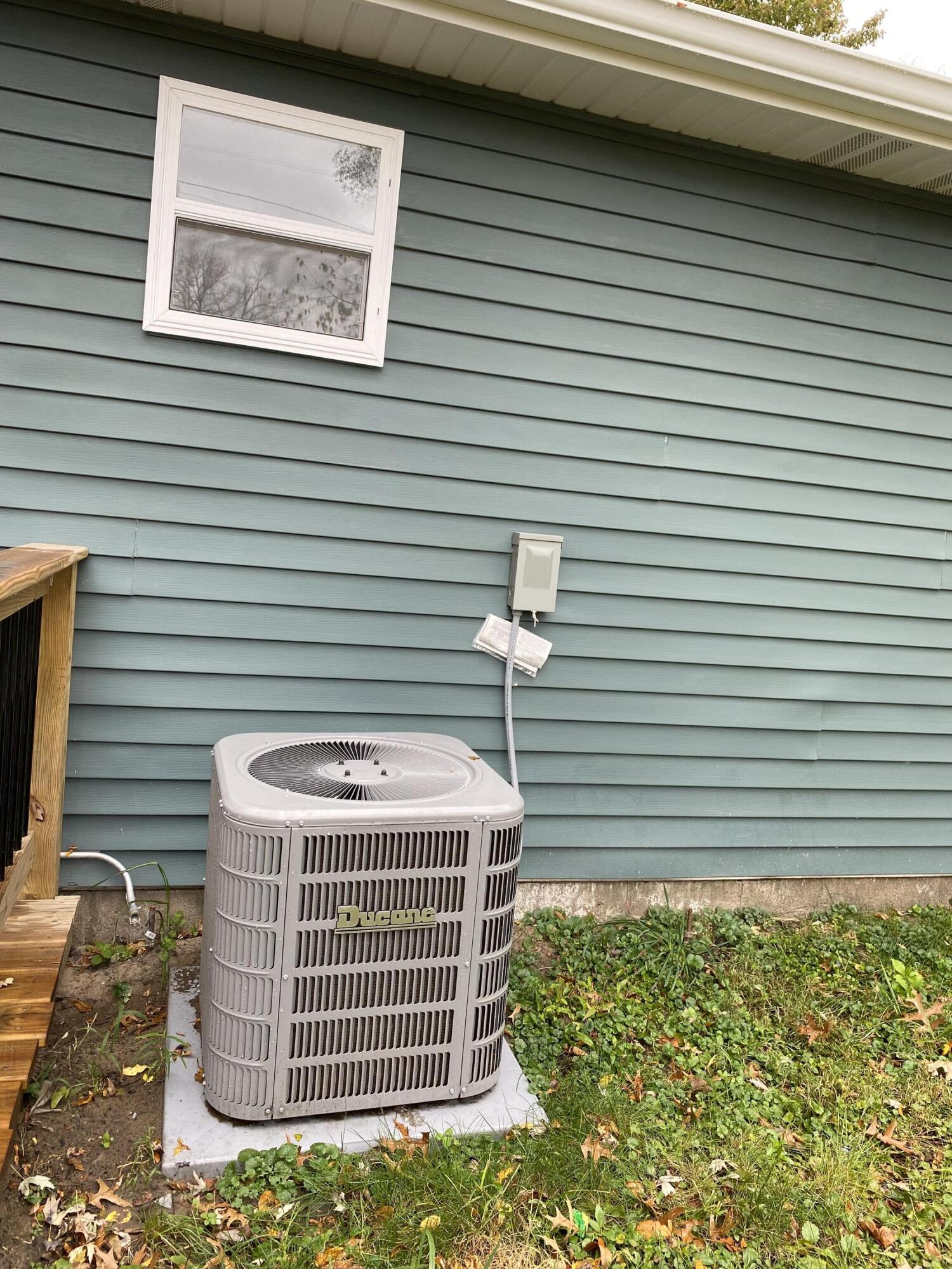 1013 Durbin Street Gary, IN 46406 - Photo 18 of 21 1500x2000