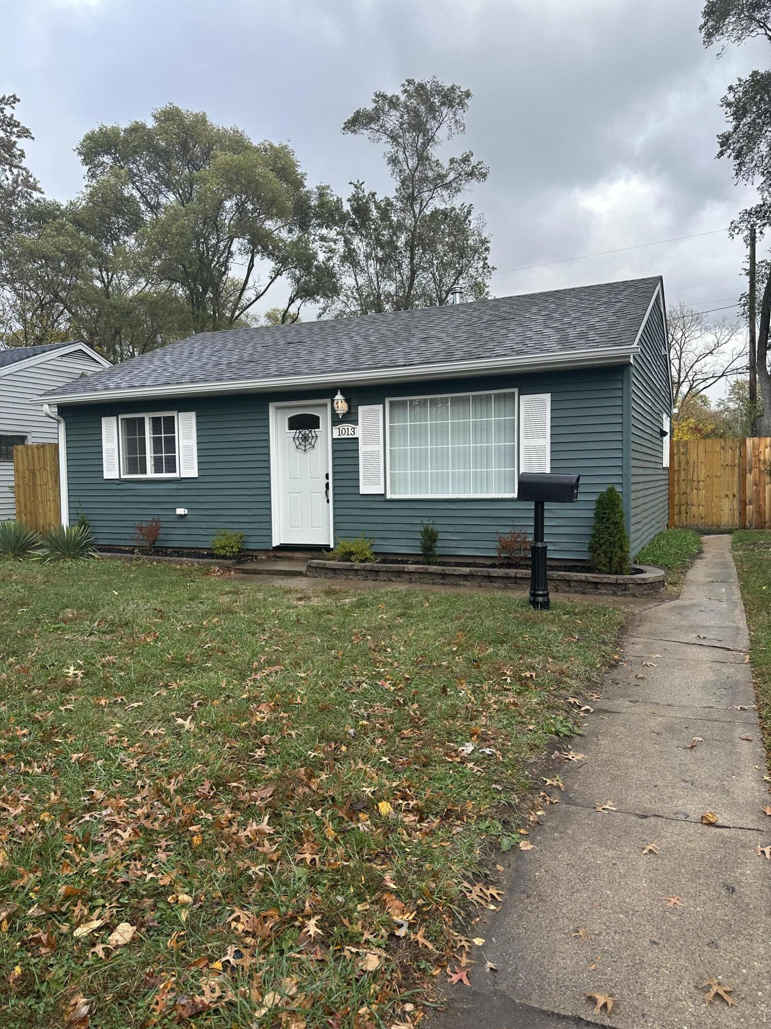 1013 Durbin Street Gary, IN 46406 - Photo 21 of 21 1500x2000