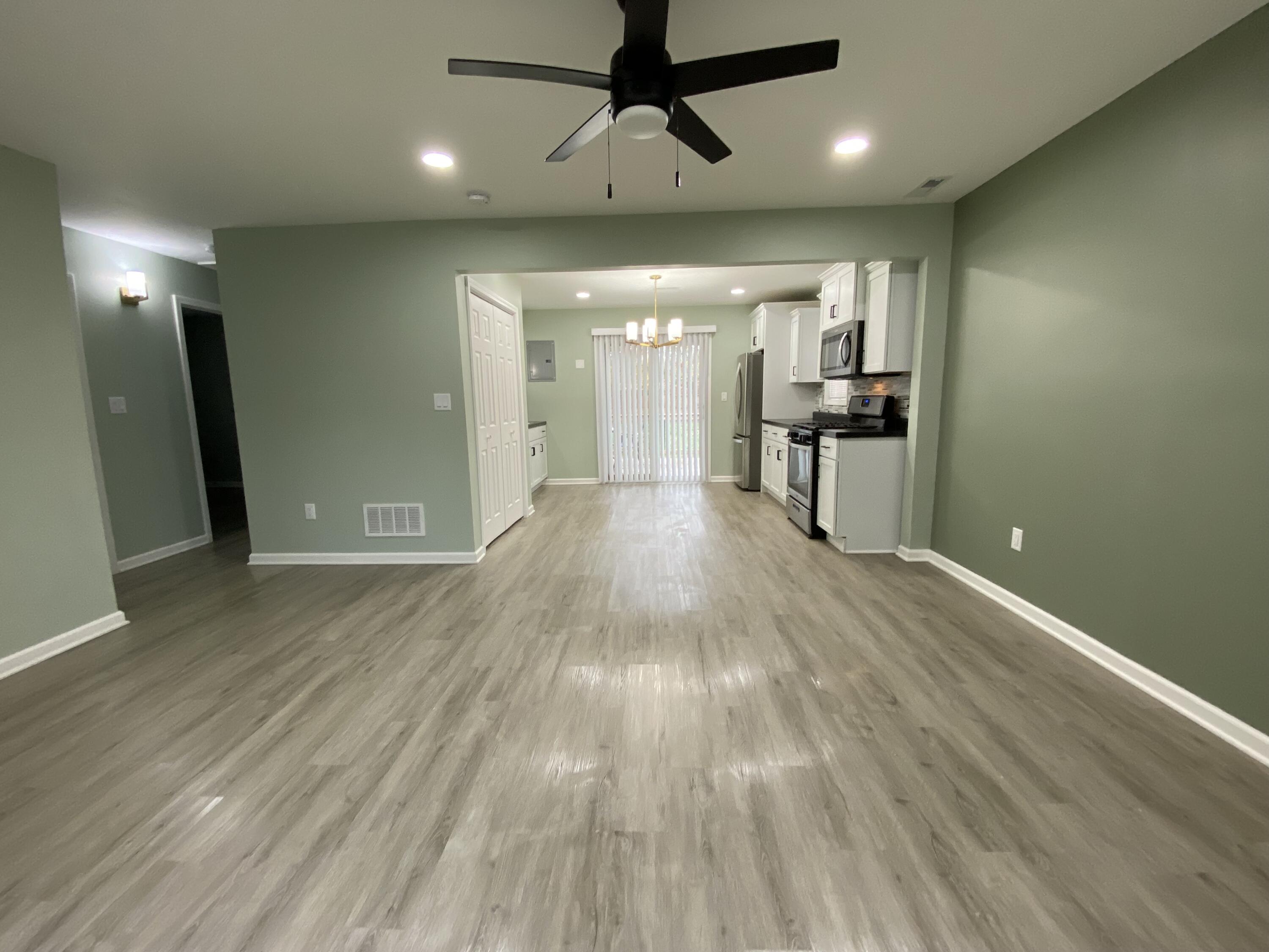 1013 Durbin Street Gary, IN 46406 - Photo 3 of 21 3000x2250