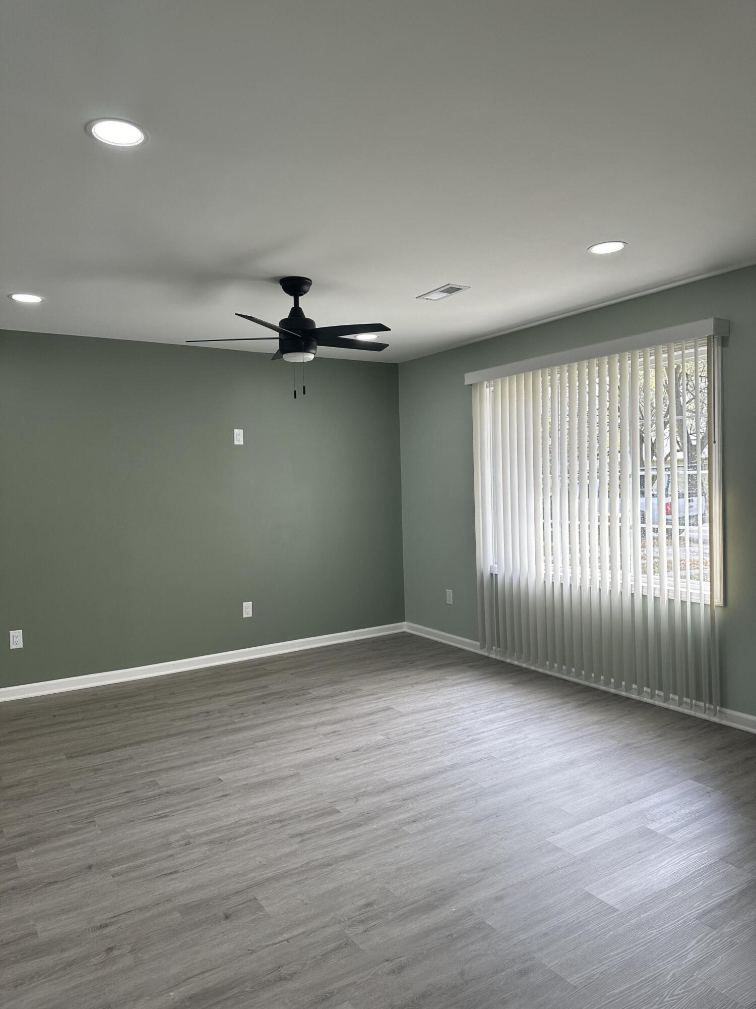 1013 Durbin Street Gary, IN 46406 - Photo 4 of 21 1500x2000