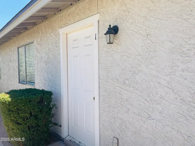 $1,299 | 143 South Mountain Road, Unit 1, Apache Junction, AZ 85120