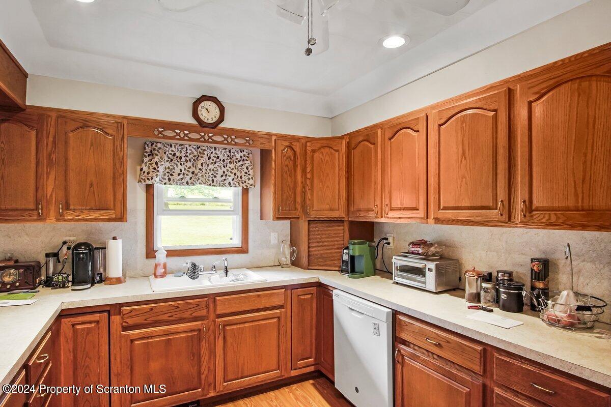1745 Layton Road Scott Township, PA 18447 - Photo 11 of 42 Gallery Image 11