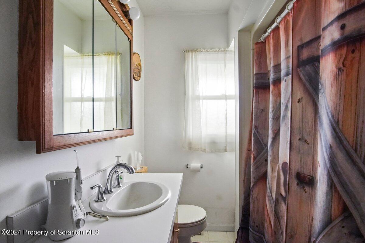1745 Layton Road Scott Township, PA 18447 - Photo 22 of 42 Gallery Image 22