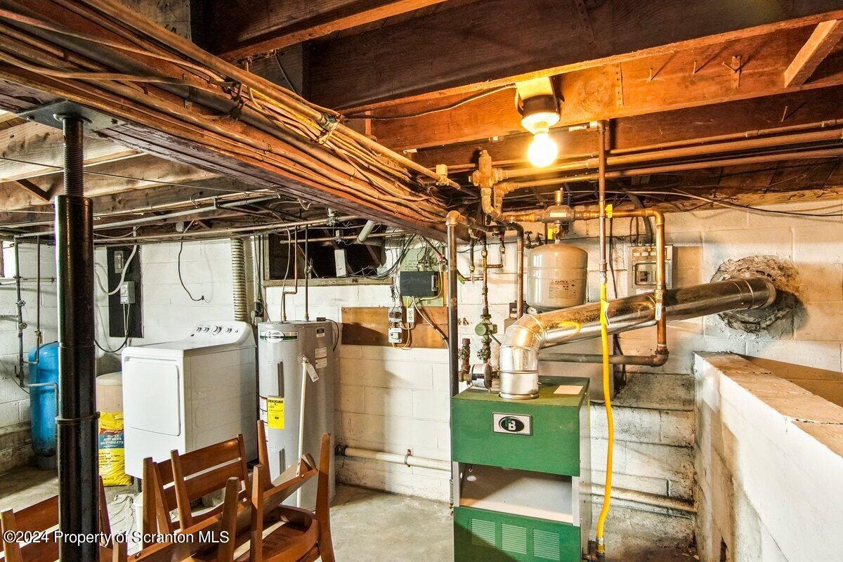 1745 Layton Road Scott Township, PA 18447 - Photo 31 of 42 Gallery Image 31