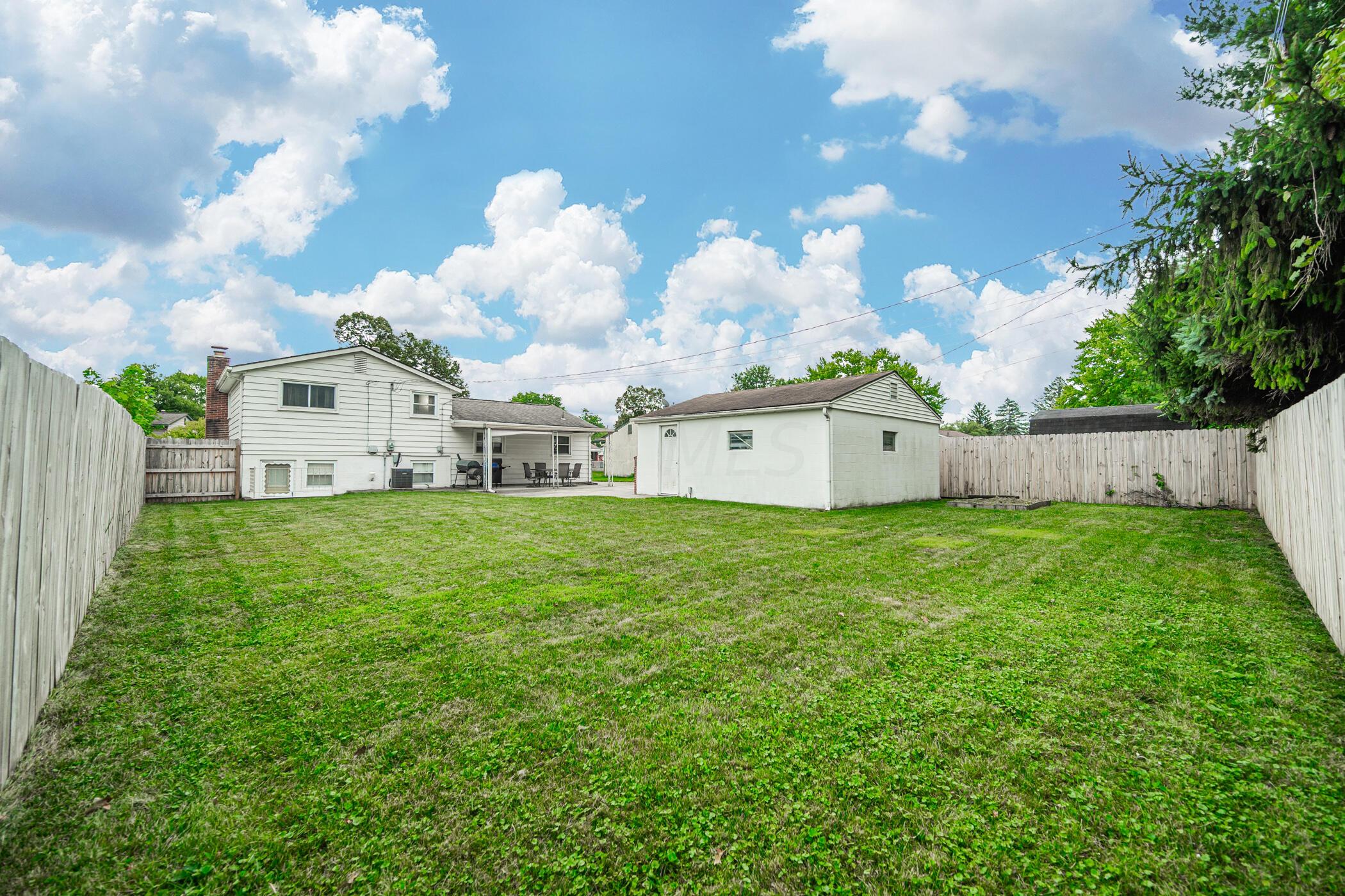2447 Maybury Road Columbus, OH 43232 - Photo 11 of 55 2447 maybury 005