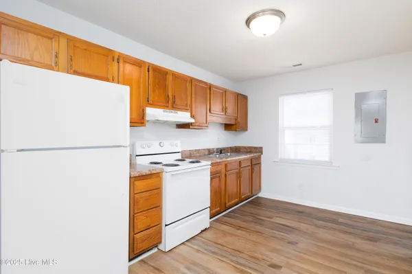 $1,095 | 2322 Indian Drive, Unit B7, Jacksonville, NC 28546