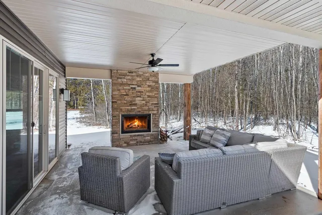 $379,900 | 101 Timber Lane, Crivitz, WI 54114