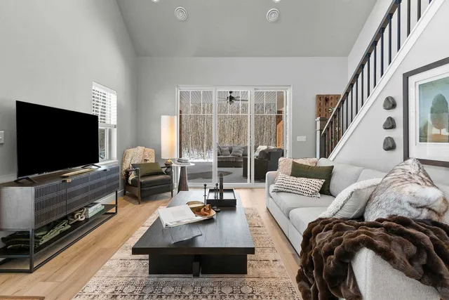 $379,900 | 101 Timber Lane, Crivitz, WI 54114