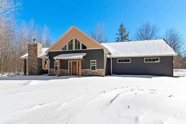 $379,900 | 101 Timber Lane, Crivitz, WI 54114