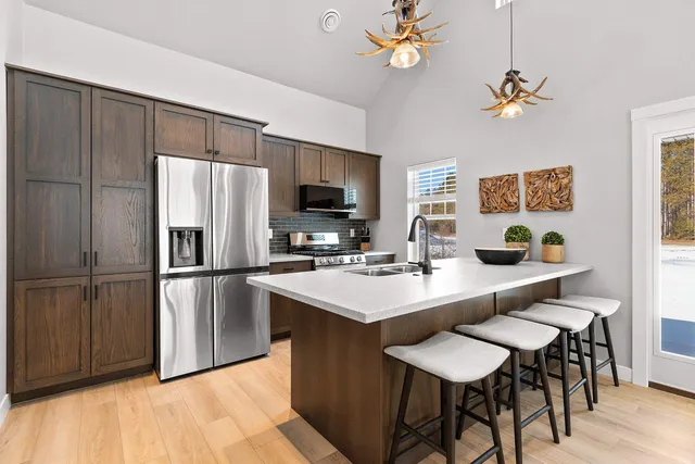 $379,900 | 101 Timber Lane, Crivitz, WI 54114