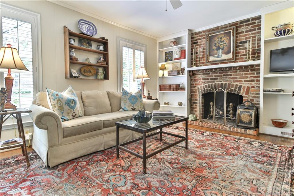 5744 Sharon Road Charlotte, NC 28210 - Photo 13 of 25 Gallery Image 13