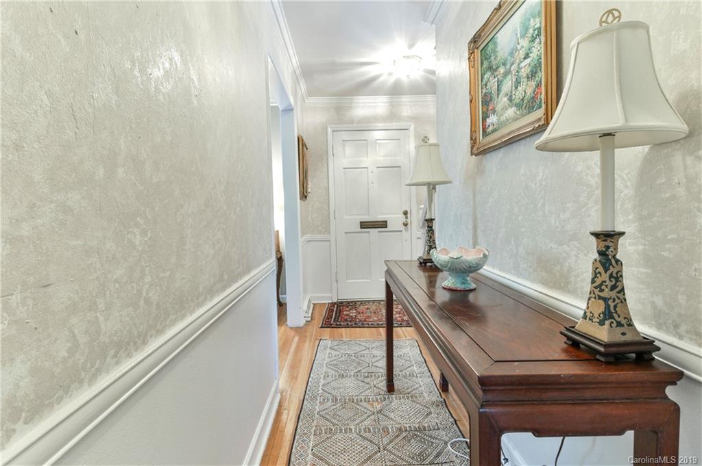 5744 Sharon Road Charlotte, NC 28210 - Photo 3 of 25 Gallery Image 3