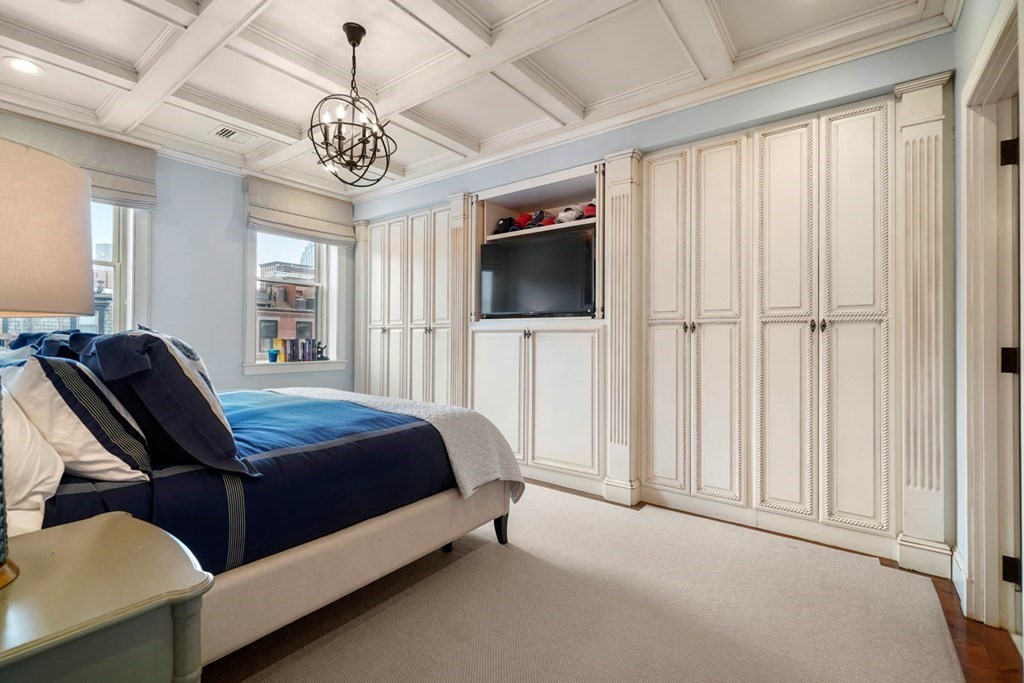 273 Beacon Street, Unit PH Boston, MA 02116 - Photo 12 of 32