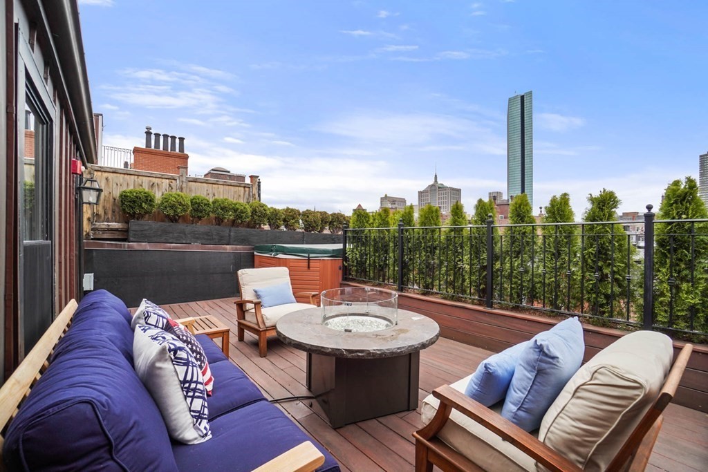 273 Beacon Street, Unit PH Boston, MA 02116 - Photo 24 of 32