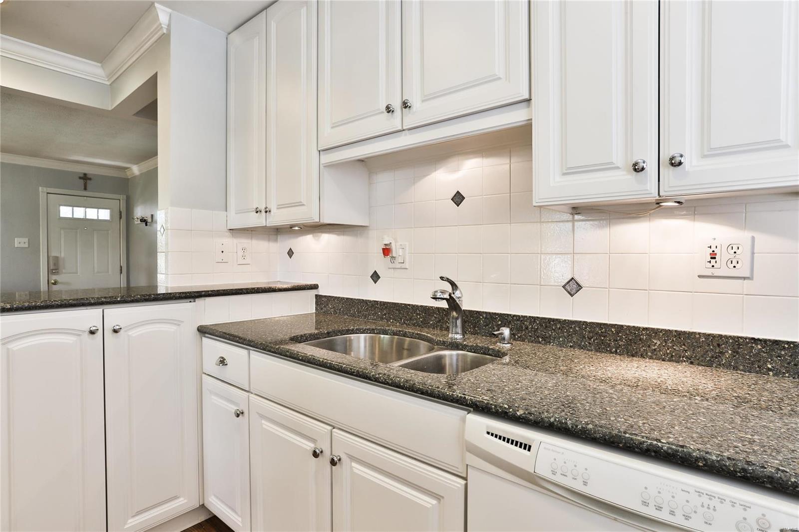 2448 Salem Road St. Louis, MO 63144 - Photo 14 of 38 Gallery Image 14