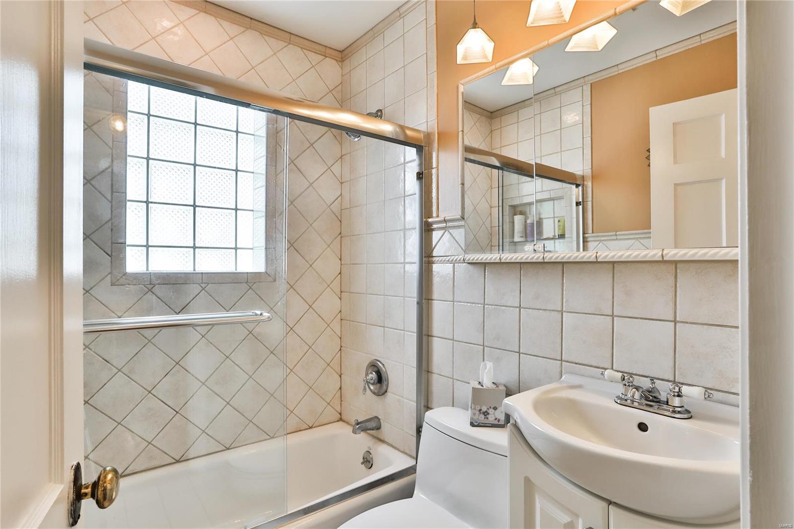 2448 Salem Road St. Louis, MO 63144 - Photo 20 of 38 Gallery Image 20