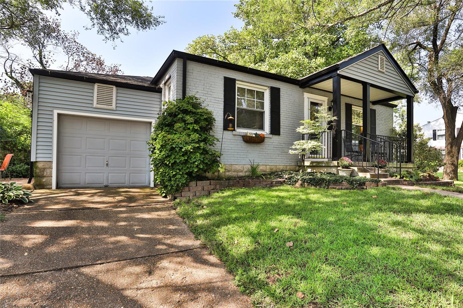 2448 Salem Road St. Louis, MO 63144 - Photo 4 of 38 Gallery Image 4