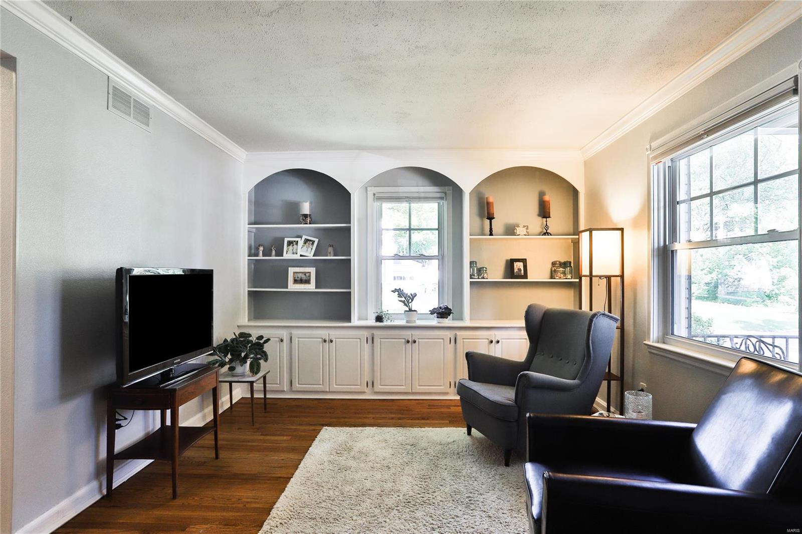 2448 Salem Road St. Louis, MO 63144 - Photo 8 of 38 Gallery Image 8
