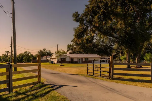 $519,900 | 2180 Willow Oak Road, Mulberry, FL 33860