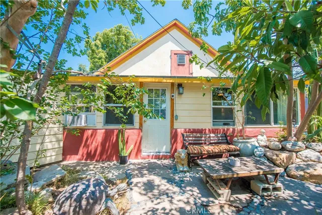 $1,195,000 | 2599 Huntington Drive, Upland, CA 91786