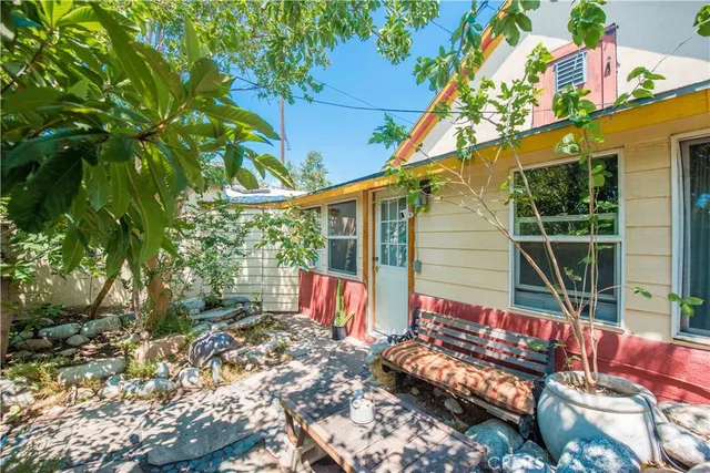 $1,195,000 | 2599 Huntington Drive, Upland, CA 91786