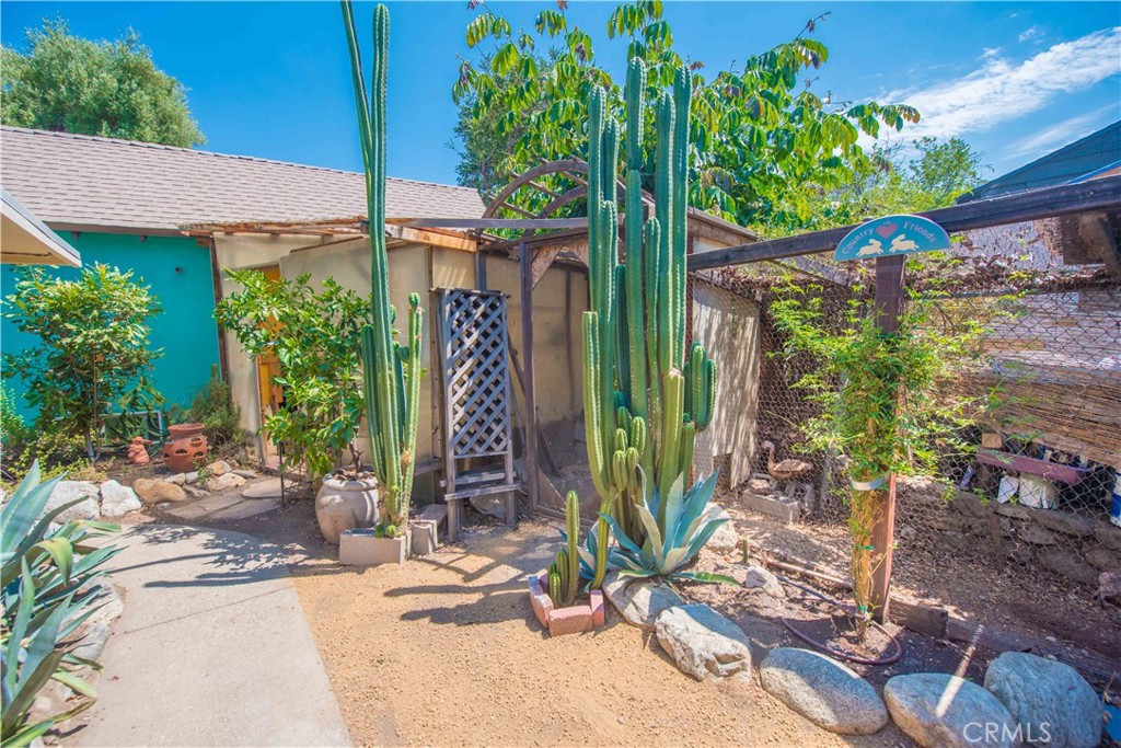 2599 Huntington Drive Upland, CA 91786 - Photo 63 of 72