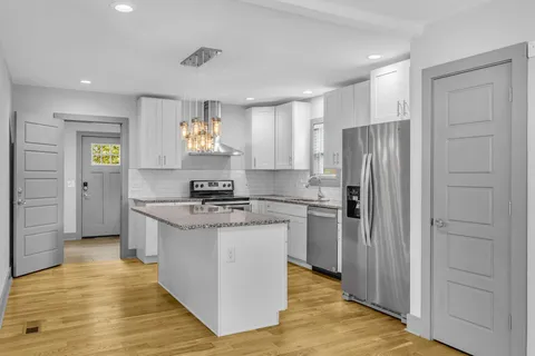 $685,000 | 2028 Jones Circle, Nashville, TN 37207