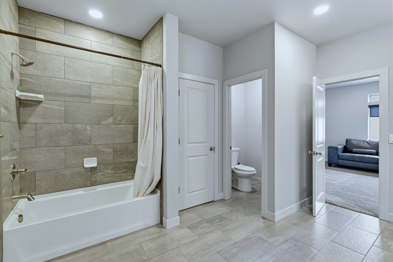 1380 Goodstein Drive Casper, WY 82601 - Photo 35 of 46