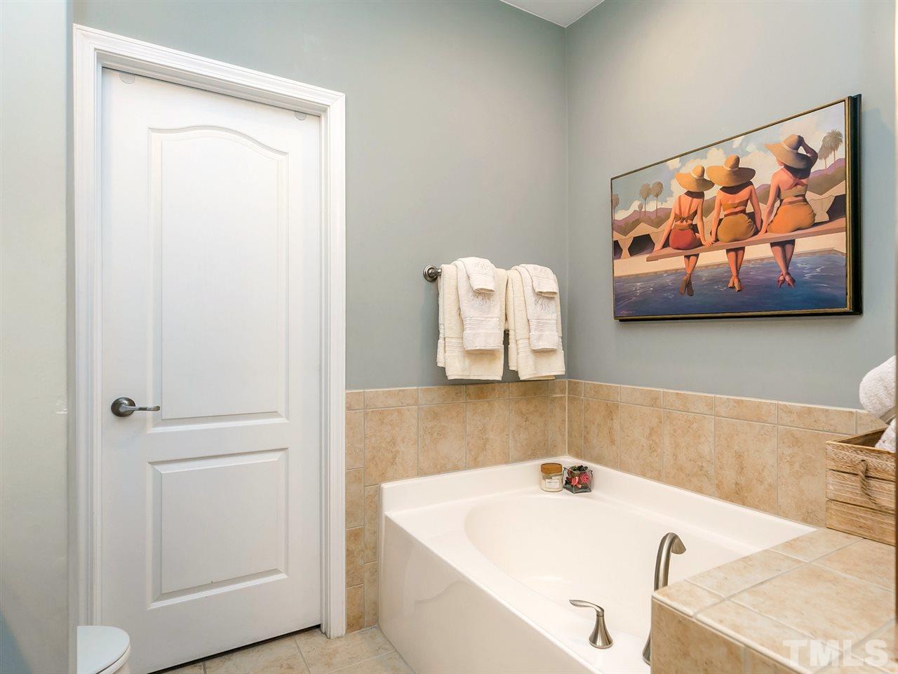 8367 Primanti Boulevard Raleigh, NC 27612 - Photo 15 of 29 Gallery Image 15