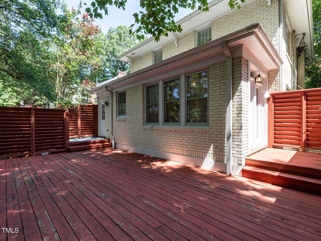 2715 Vanderbilt Avenue Raleigh, NC 27607 - Photo 24 of 36 029-1280x960-deck