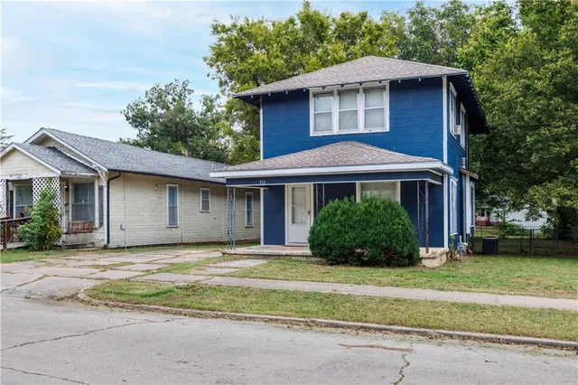$105,000 | 216 South 14th Street, Independence, KS 67301
