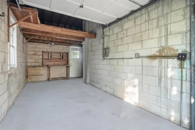 $2,300,000 | 721 Majorca Avenue, Coral Gables, FL 33134