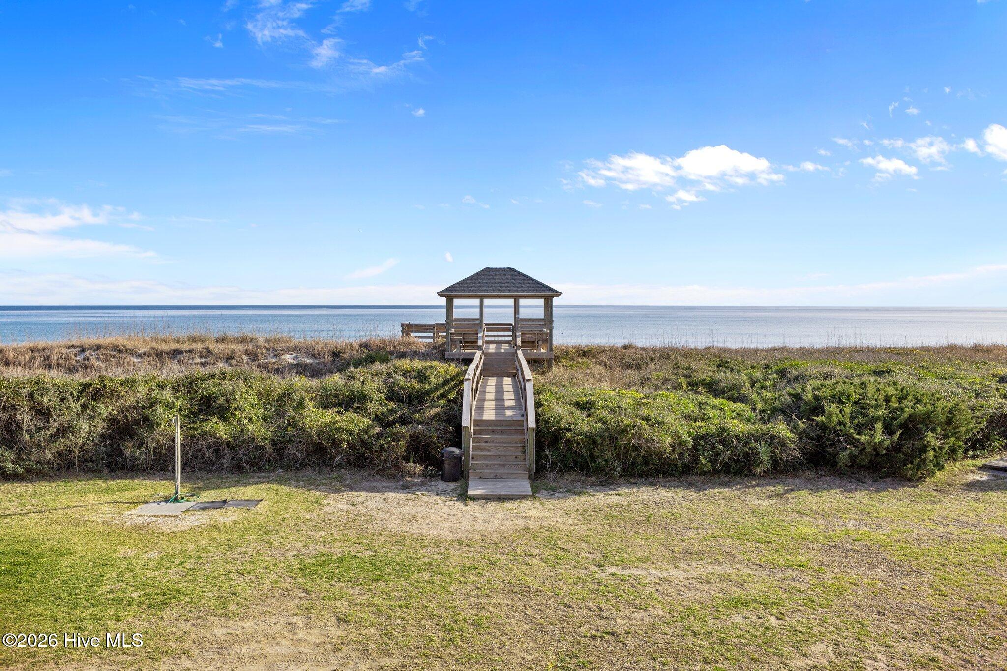 2401 West Fort Macon Road, Unit 244 Atlantic Beach, NC 28512 - Photo 2 of 18 9-web-or-mls-_S3A4862