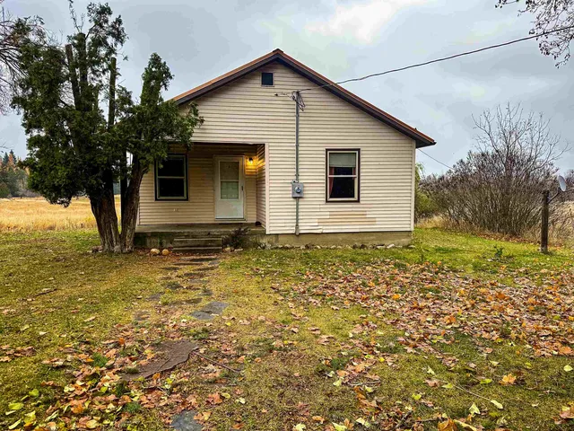 $895,000 | 320871 Highway 2, Newport, WA 99156