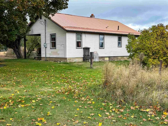 $895,000 | 320871 Highway 2, Newport, WA 99156