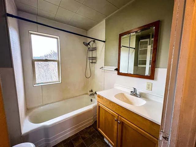 $895,000 | 320871 Highway 2, Newport, WA 99156