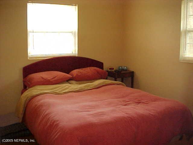 428 Sigsbee Road Orange Park, FL 32073 - Photo 10 of 18 Master Bedroom